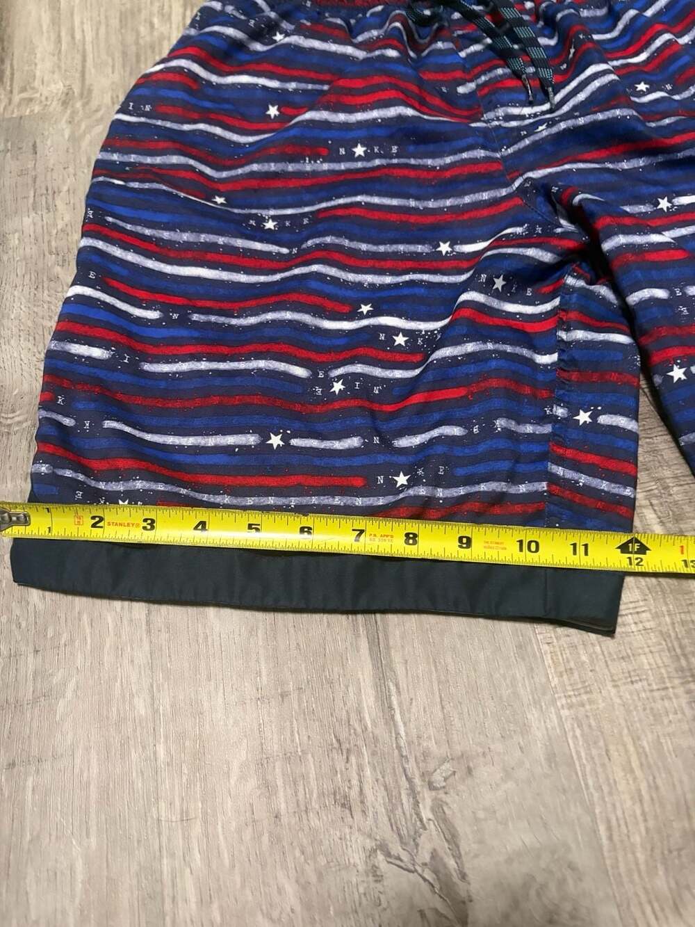 Nike Men's Americana Horizon Stripe 9" Swim Trunks - Picture 3 of 8
